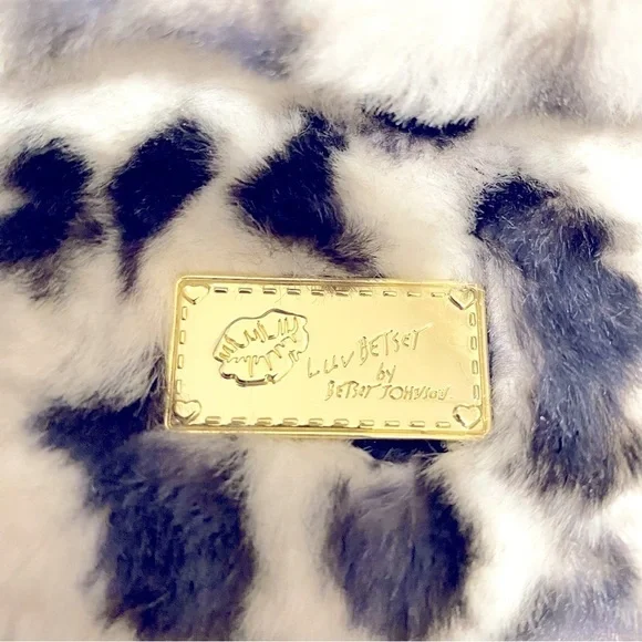 Betsey Johnson Faux Fur Leopard Print Crossbody Bag NWOT - price is firm - Picture 7 of 15